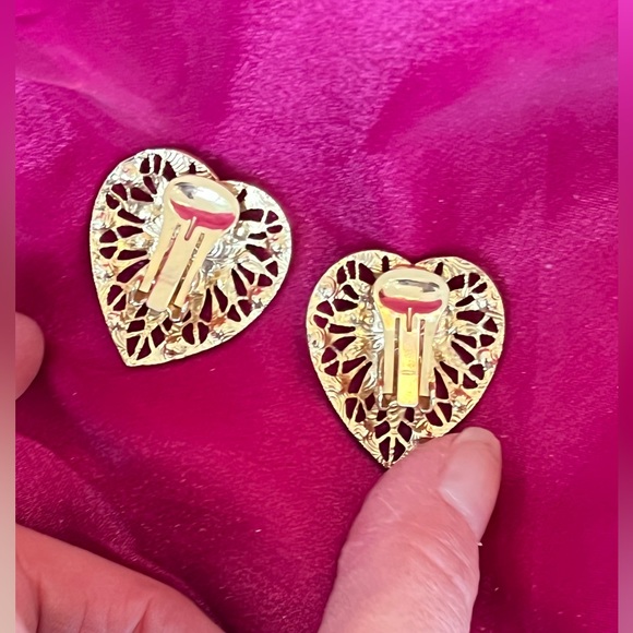 Heart Clip On Earrings Purple Amethyst - Picture 5 of 6